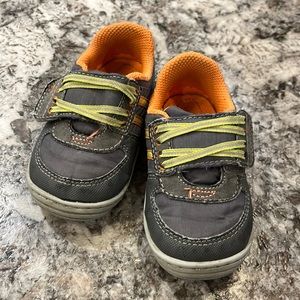 Surprize Velcro Shoes